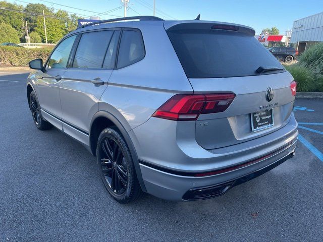 2022 Volkswagen Tiguan SE R-Line Black