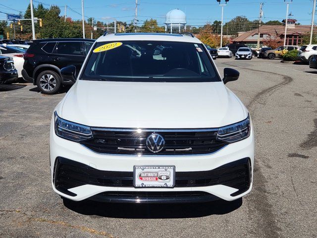 2022 Volkswagen Tiguan SE R-Line Black