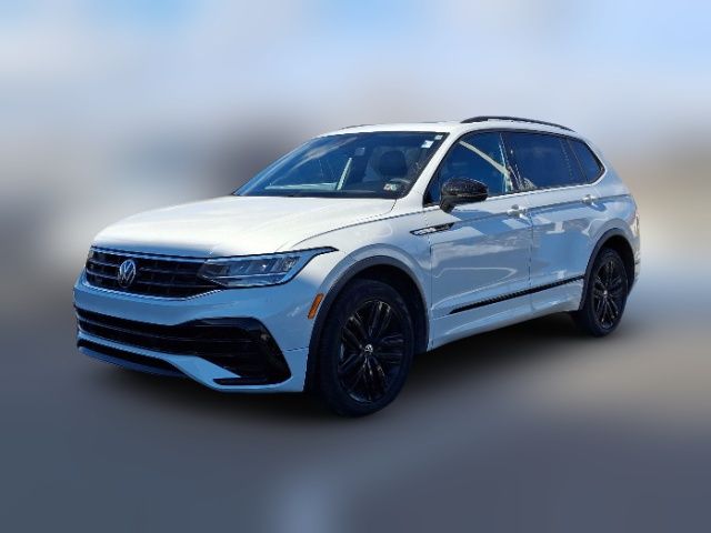 2022 Volkswagen Tiguan SE R-Line Black