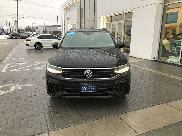 2022 Volkswagen Tiguan SE R-Line Black