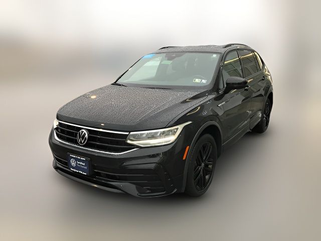 2022 Volkswagen Tiguan SE R-Line Black