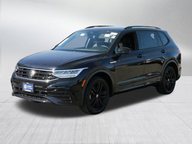 2022 Volkswagen Tiguan SE R-Line Black