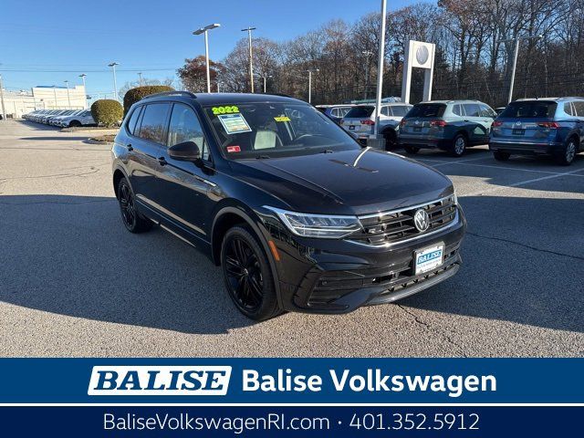 2022 Volkswagen Tiguan SE R-Line Black