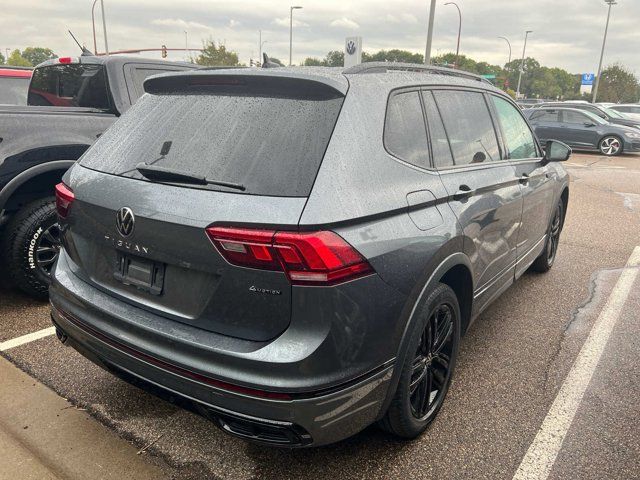 2022 Volkswagen Tiguan SE R-Line Black