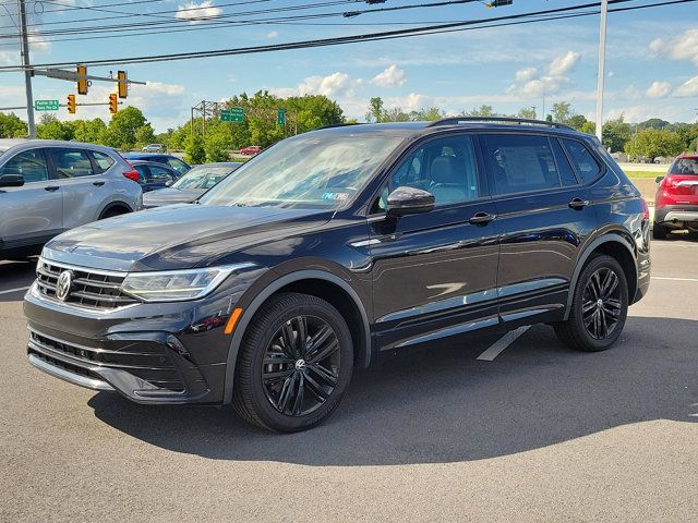 2022 Volkswagen Tiguan SE R-Line Black