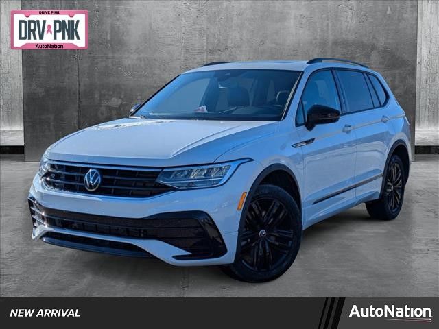 2022 Volkswagen Tiguan SE R-Line Black