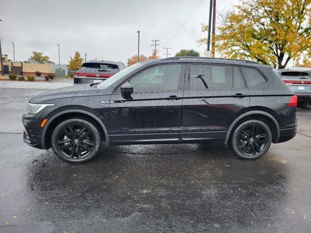 2022 Volkswagen Tiguan SE R-Line Black