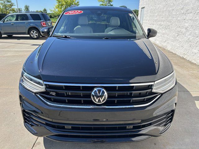 2022 Volkswagen Tiguan SE R-Line Black