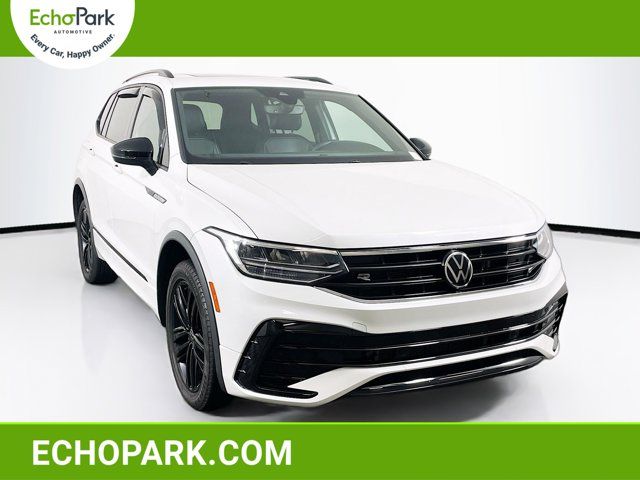 2022 Volkswagen Tiguan SE R-Line Black