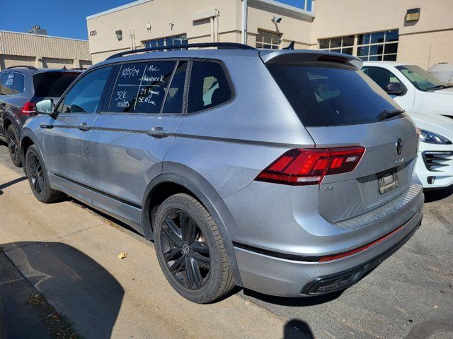 2022 Volkswagen Tiguan SE R-Line Black