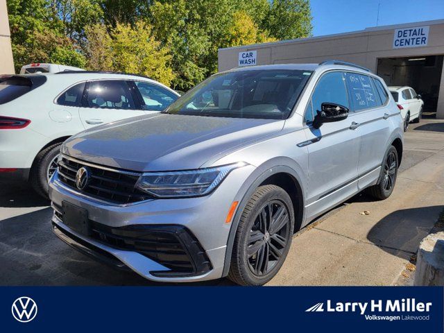 2022 Volkswagen Tiguan SE R-Line Black