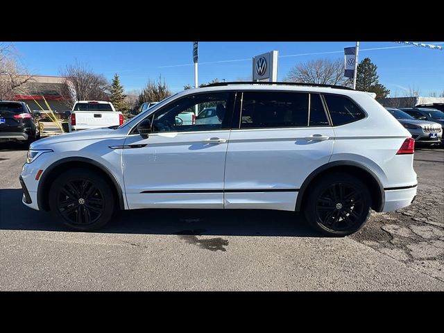 2022 Volkswagen Tiguan SE R-Line Black