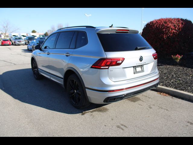 2022 Volkswagen Tiguan SE R-Line Black