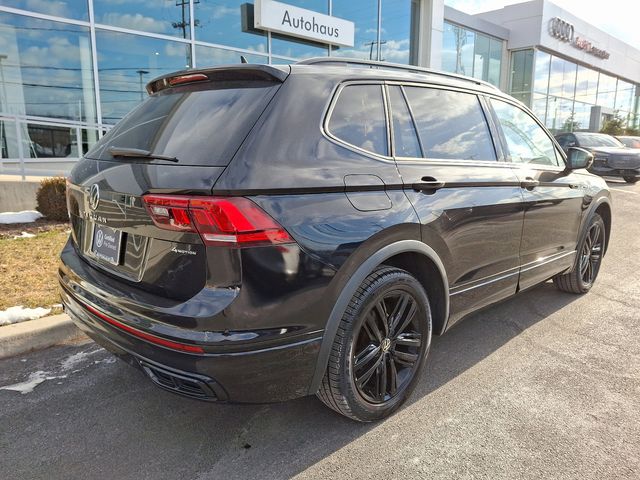 2022 Volkswagen Tiguan SE R-Line Black