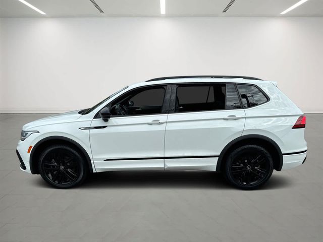 2022 Volkswagen Tiguan SE R-Line Black