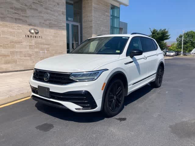 2022 Volkswagen Tiguan SE R-Line Black