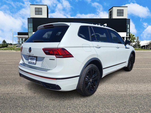 2022 Volkswagen Tiguan SE R-Line Black