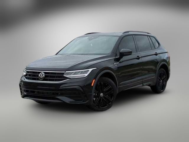 2022 Volkswagen Tiguan SE R-Line Black