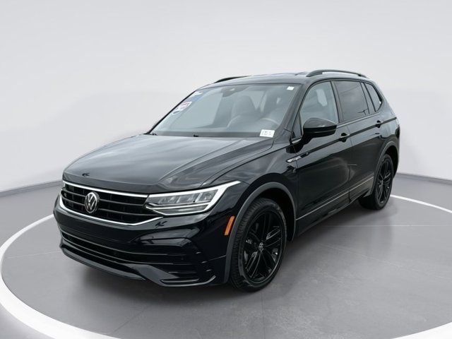 2022 Volkswagen Tiguan SE R-Line Black