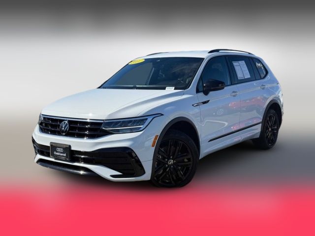 2022 Volkswagen Tiguan SE R-Line Black