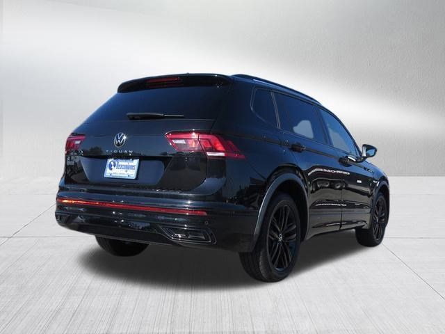 2022 Volkswagen Tiguan SE R-Line Black