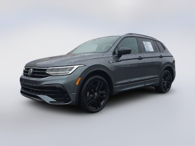 2022 Volkswagen Tiguan SE R-Line Black