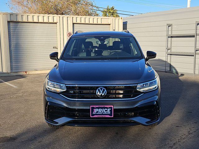 2022 Volkswagen Tiguan SE R-Line Black