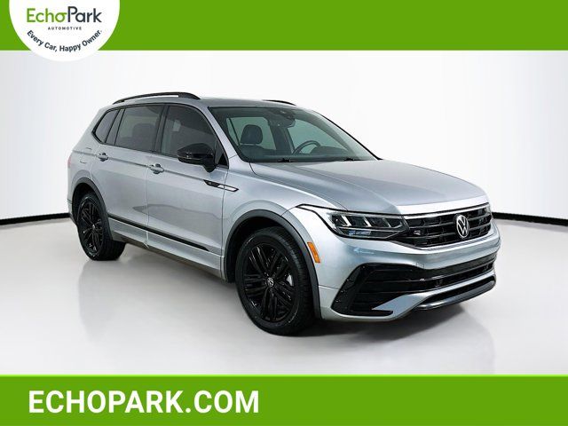 2022 Volkswagen Tiguan SE R-Line Black