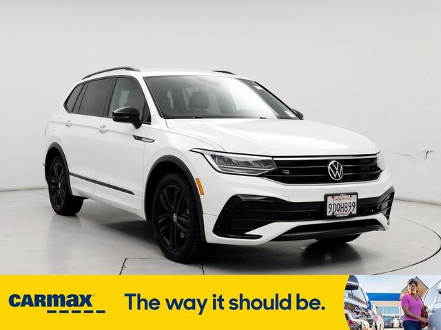 2022 Volkswagen Tiguan SE R-Line Black