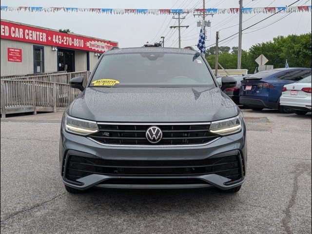 2022 Volkswagen Tiguan SE R-Line Black