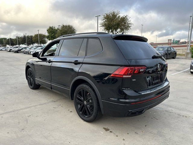 2022 Volkswagen Tiguan SE R-Line Black