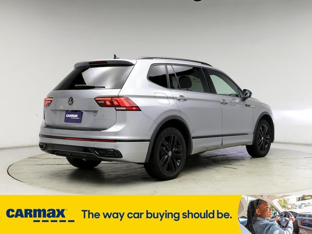 2022 Volkswagen Tiguan SE R-Line Black