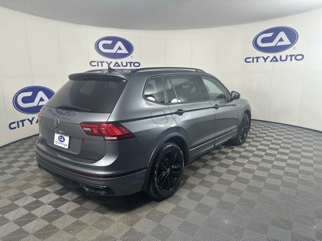 2022 Volkswagen Tiguan SE R-Line Black