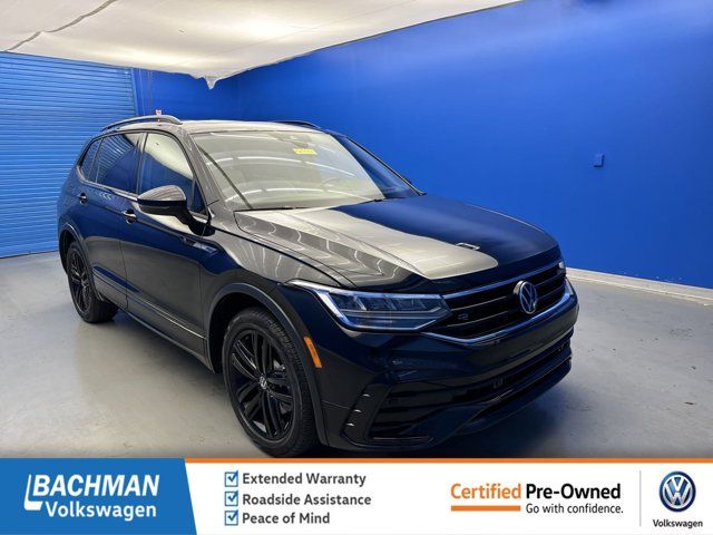 2022 Volkswagen Tiguan SE R-Line Black