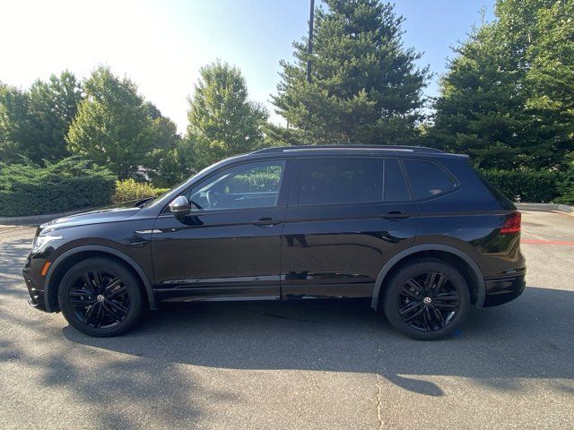 2022 Volkswagen Tiguan SE R-Line Black