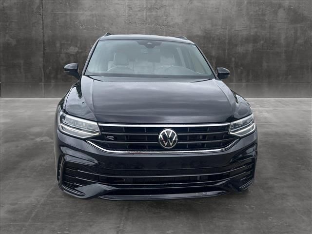 2022 Volkswagen Tiguan SE R-Line Black