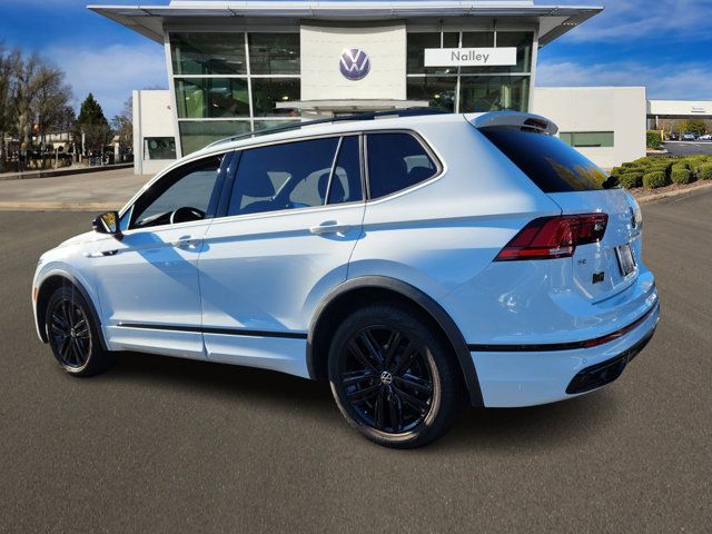 2022 Volkswagen Tiguan SE R-Line Black