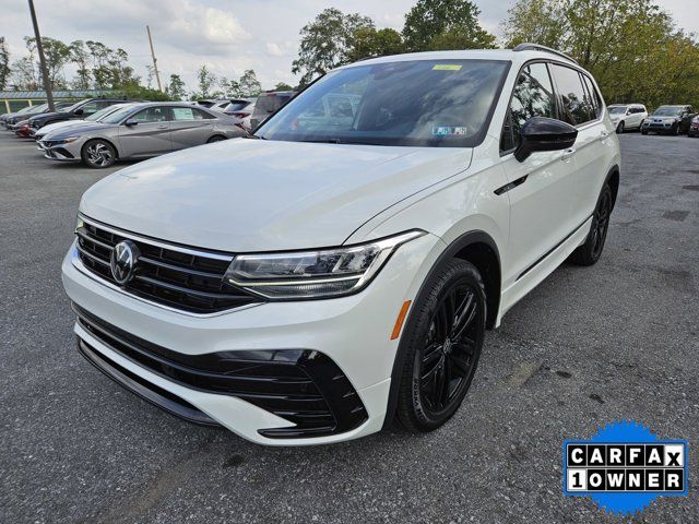 2022 Volkswagen Tiguan SE R-Line Black