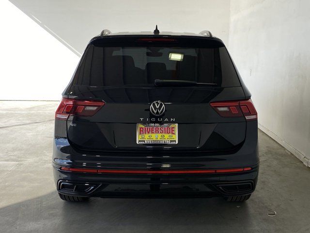 2022 Volkswagen Tiguan SE R-Line Black