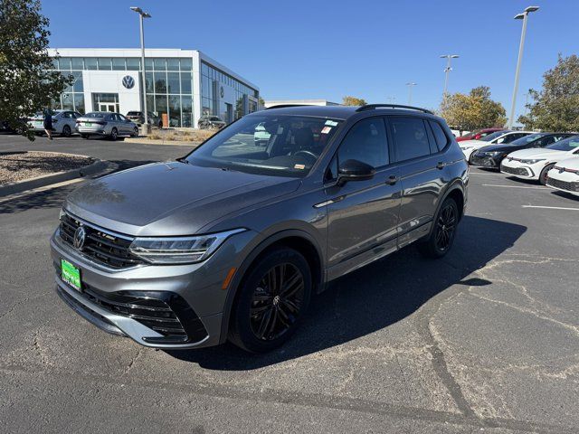 2022 Volkswagen Tiguan SE R-Line Black