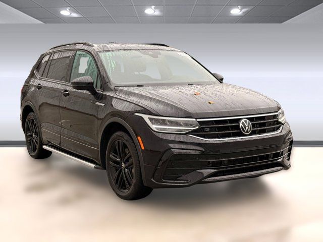 2022 Volkswagen Tiguan SE R-Line Black