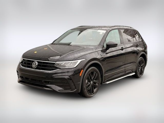 2022 Volkswagen Tiguan SE R-Line Black
