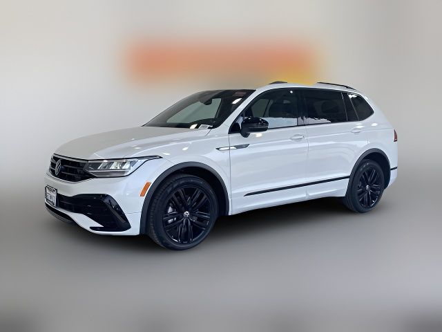 2022 Volkswagen Tiguan SE R-Line Black