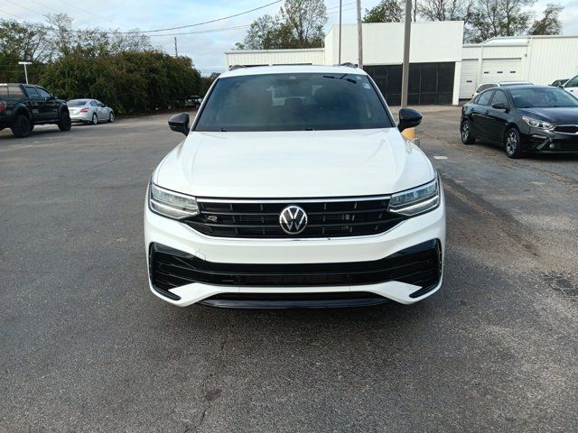 2022 Volkswagen Tiguan SE R-Line Black