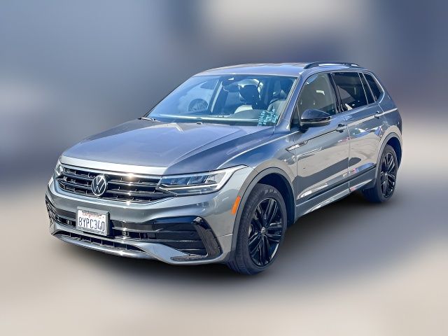 2022 Volkswagen Tiguan SE R-Line Black