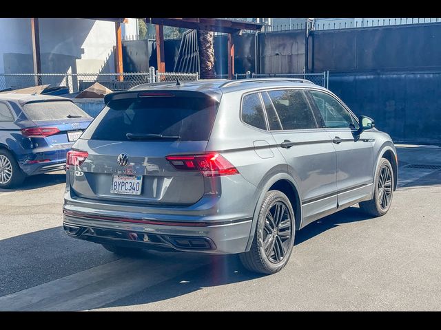 2022 Volkswagen Tiguan SE R-Line Black