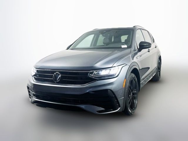 2022 Volkswagen Tiguan SE R-Line Black