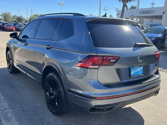 2022 Volkswagen Tiguan SE R-Line Black