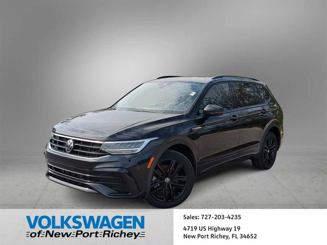 2022 Volkswagen Tiguan SE R-Line Black