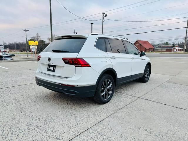 2022 Volkswagen Tiguan SE